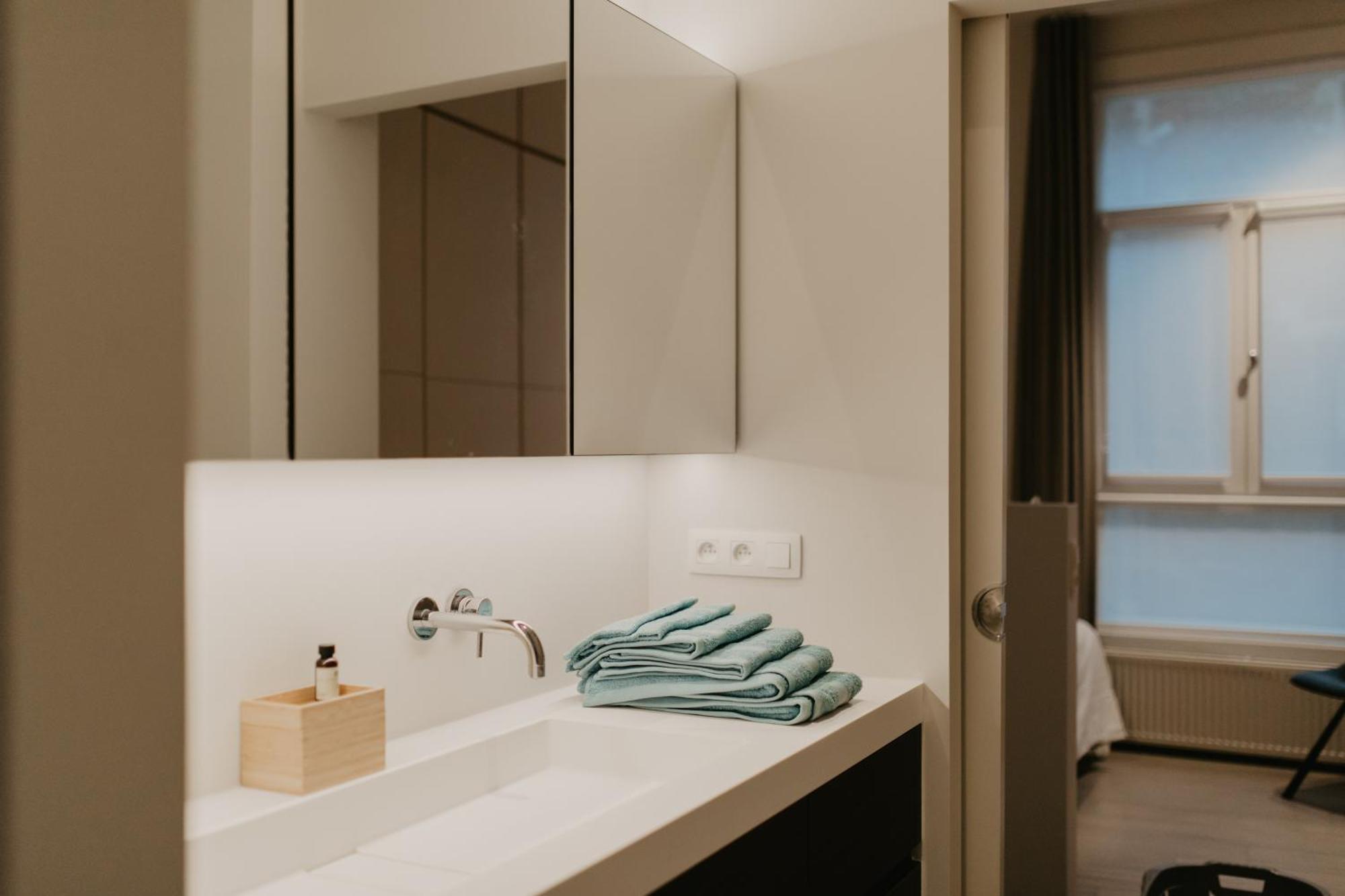 Blue Bird Residence Suite Moriaan Antwerpia Zewnętrze zdjęcie
